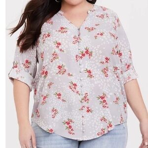 Torrid Gray Floral Button Front 3/4
Sleeves Challis Harper Blouse Size 1X.